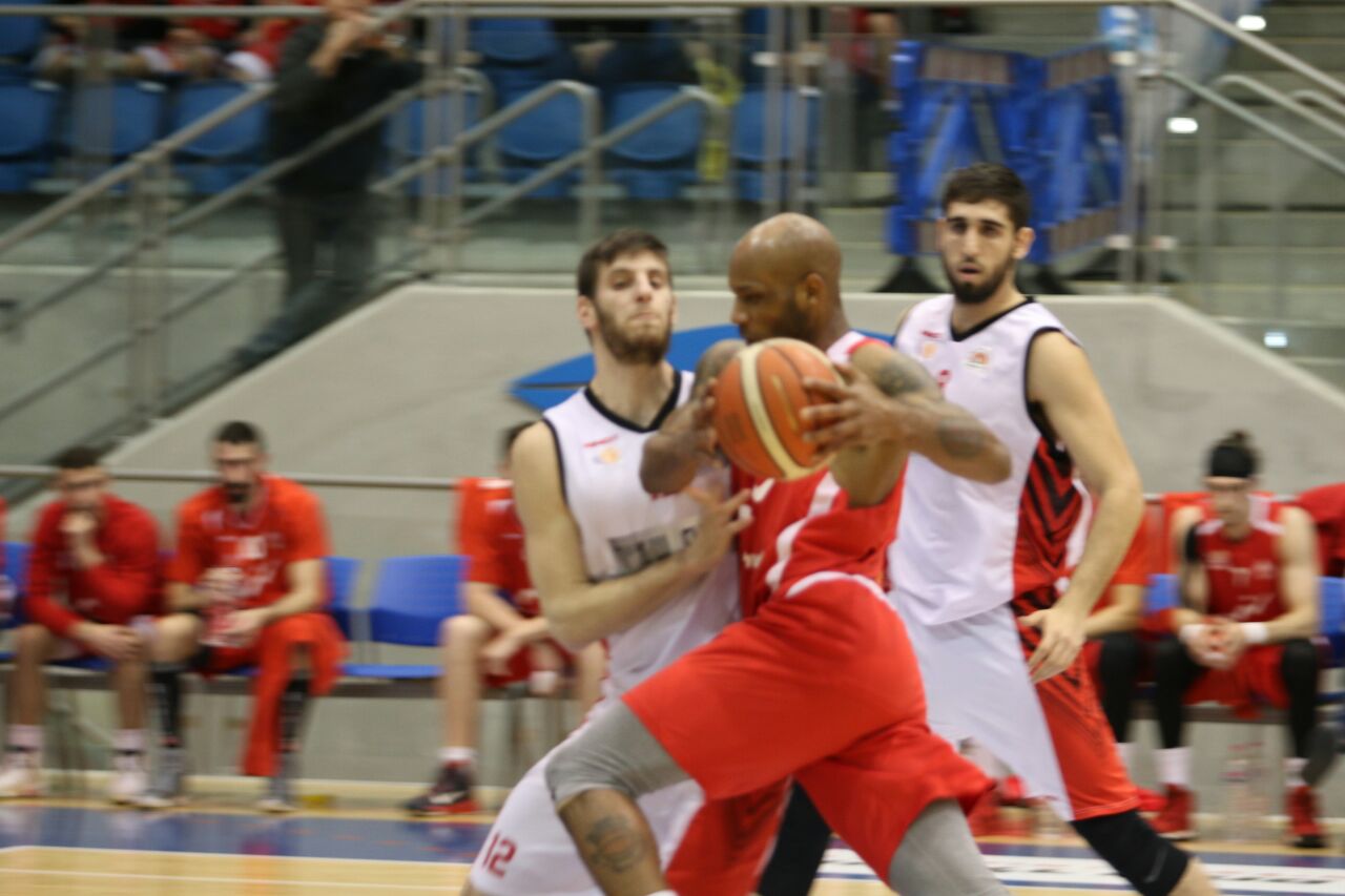 צבת של צפת. האורחים הובילו לאורך כל המשחק וניצחו בצדק (צילום: באדיבות אסף חיימוביץ')